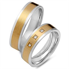 🦚 Eheringe 333er Gelb- Weissgold 3 Brillanten