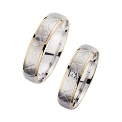 🦚 Eheringe Weiß- und Gelbgold mit Brillant Breite 5 mm