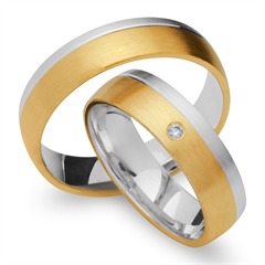 🦚 Eheringe 333er Gelb- Weissgold mit Brillant